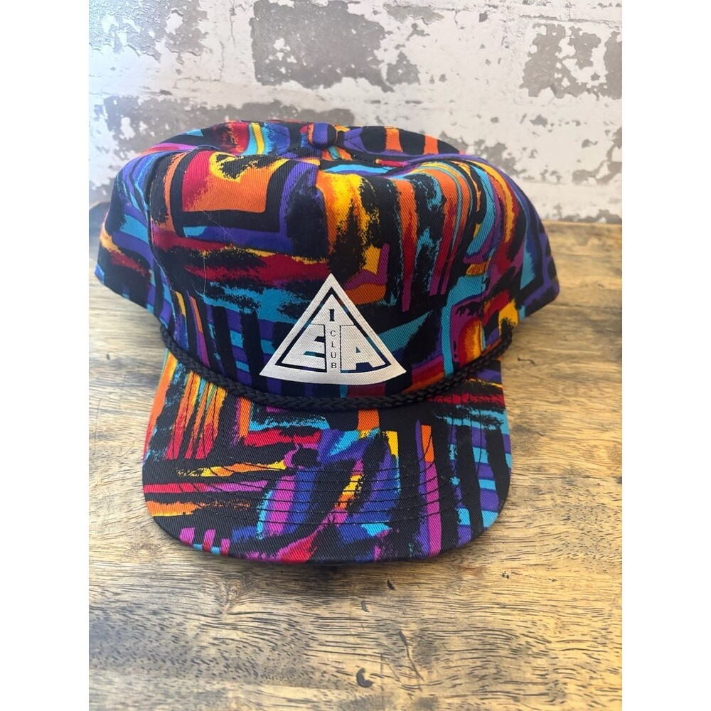 NWOT Vintage SAN SUN EA1 Club Abstract Print Snapback Hat with Rope